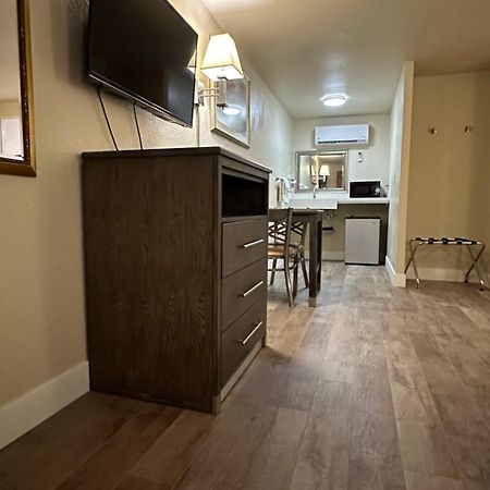Motel In The Pines Munds Park Екстер'єр фото