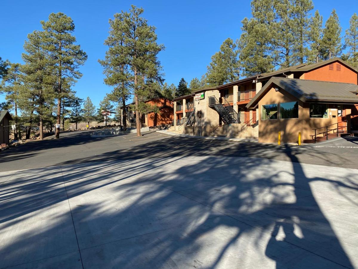 Motel In The Pines Munds Park Екстер'єр фото