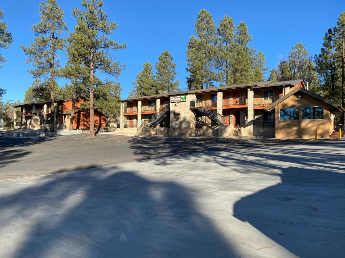 Motel In The Pines Munds Park Екстер'єр фото