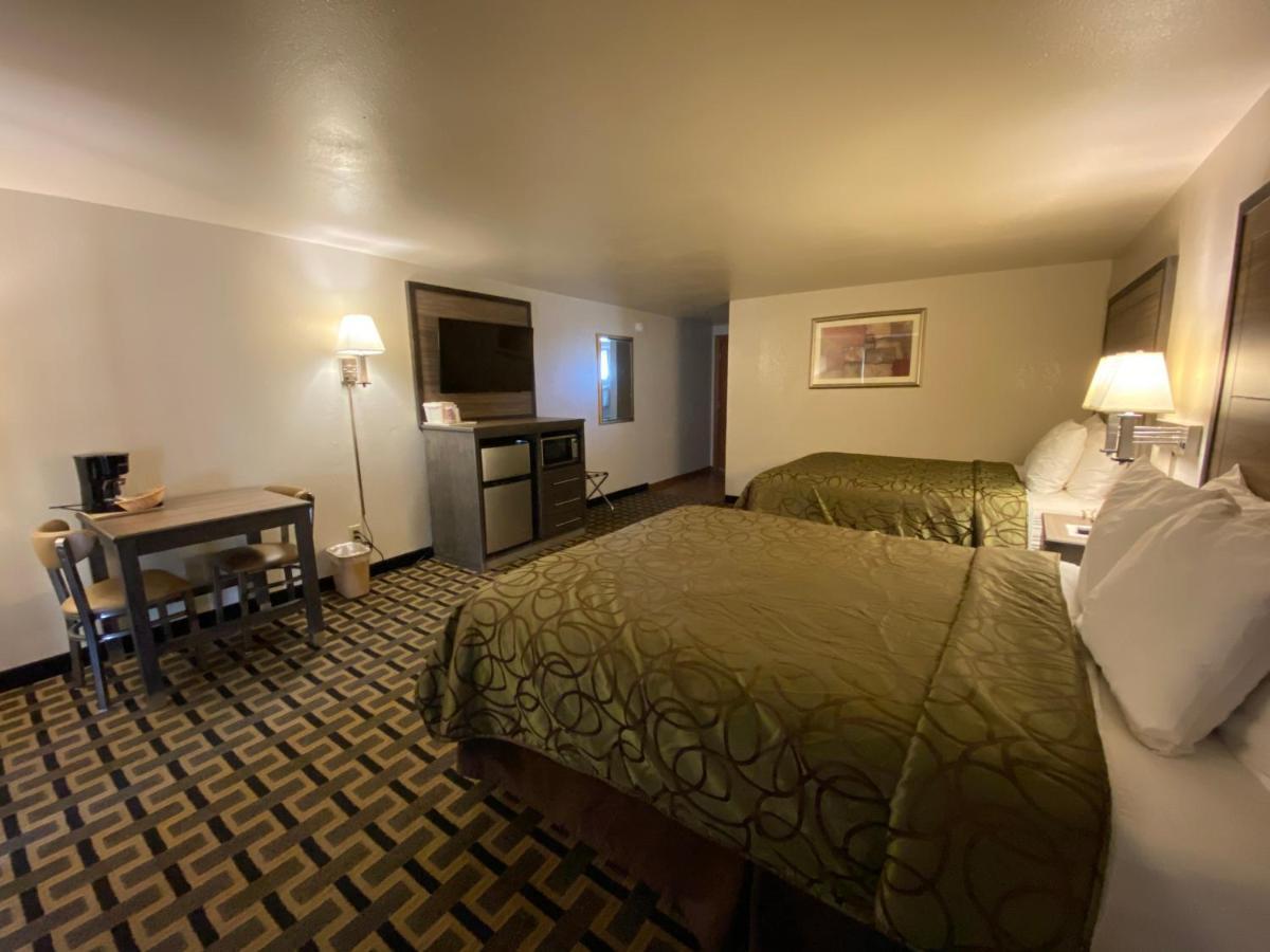 Motel In The Pines Munds Park Екстер'єр фото